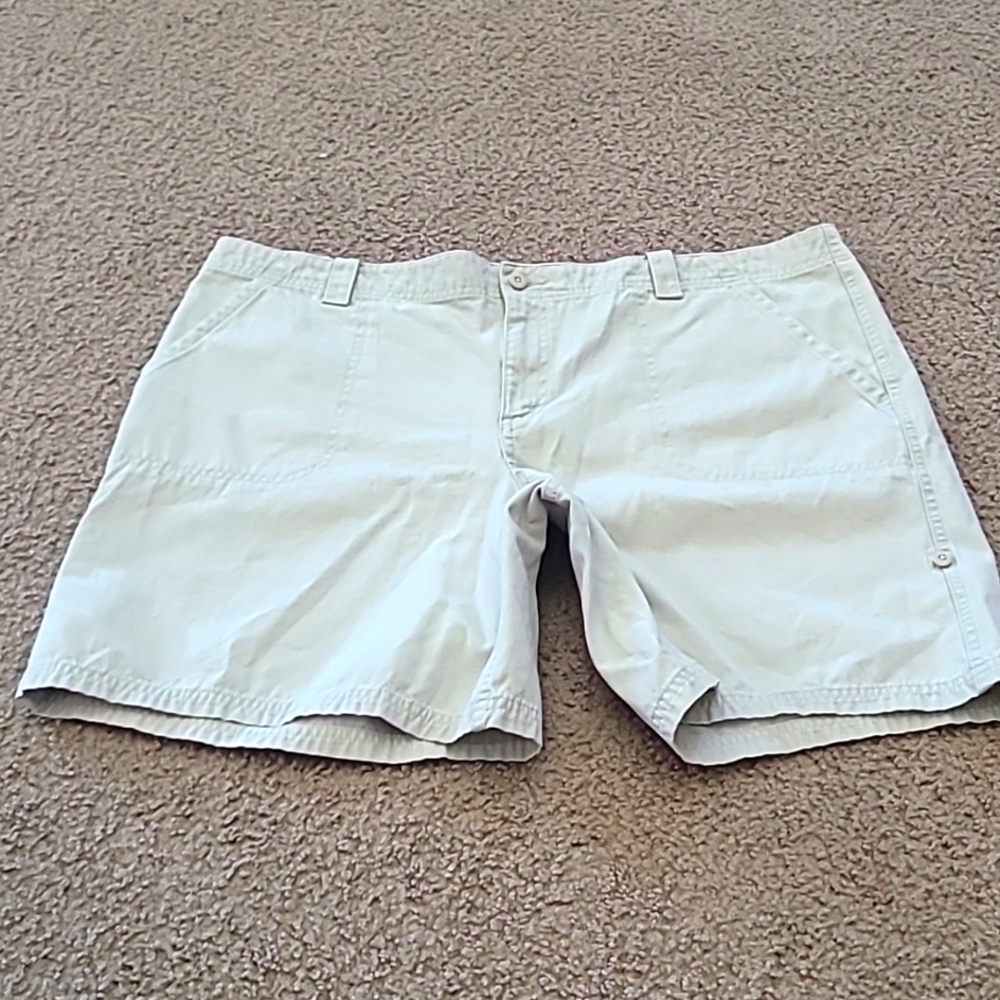 Eddie Bauer Sz 18 or 2X 100% Cotton Optional Cuff Hem Shorts Front Back Pockets